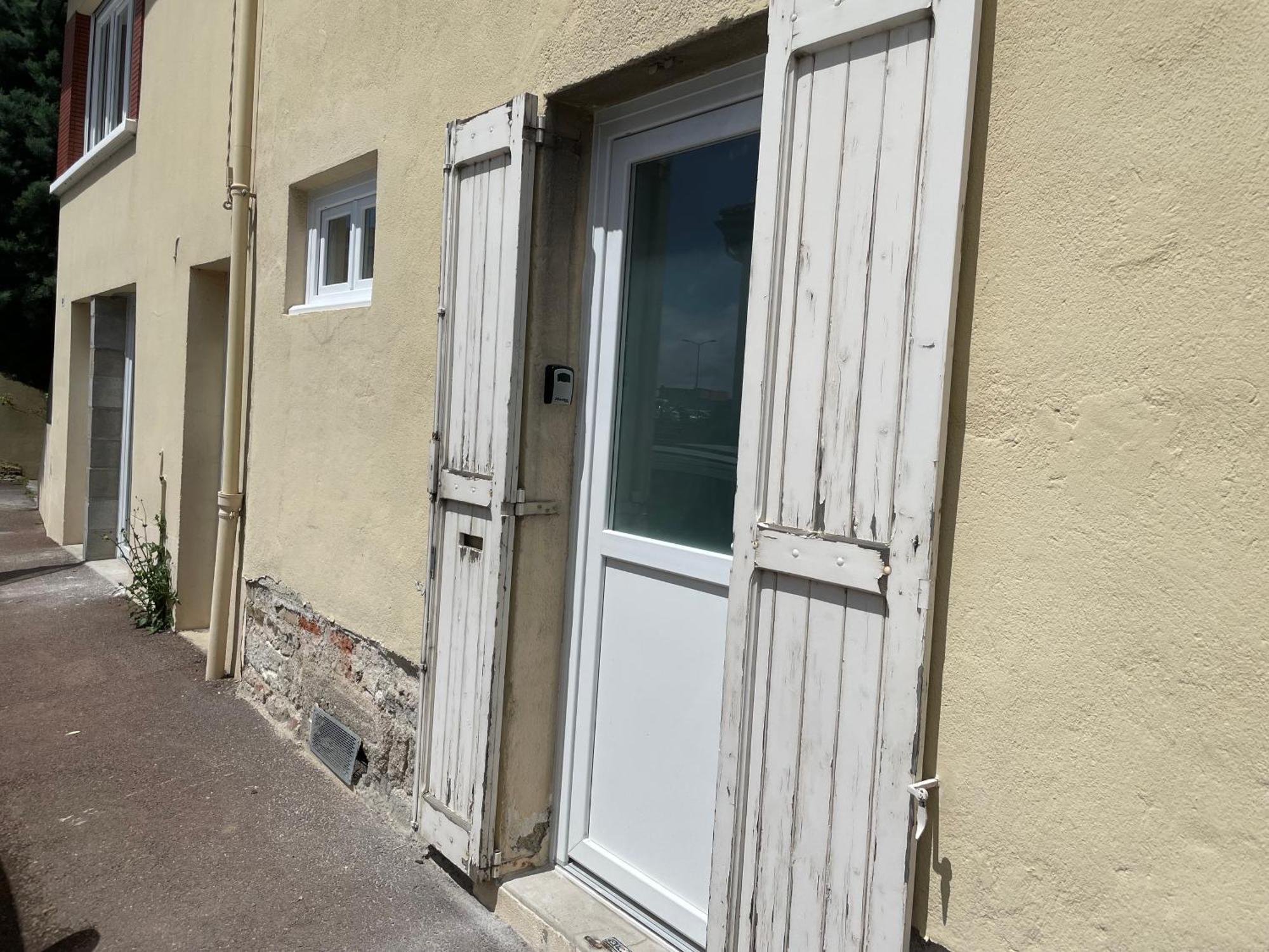 Le Cocon Forezien - Rdc - Proche Gare Et Centre - Wifi Feurs Exterior photo